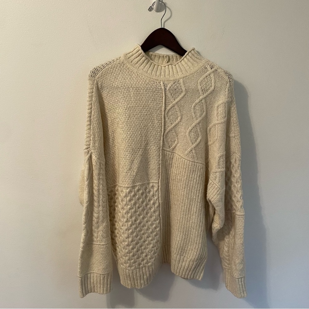 American eagle Size XL sweater cream color sweater vintage
